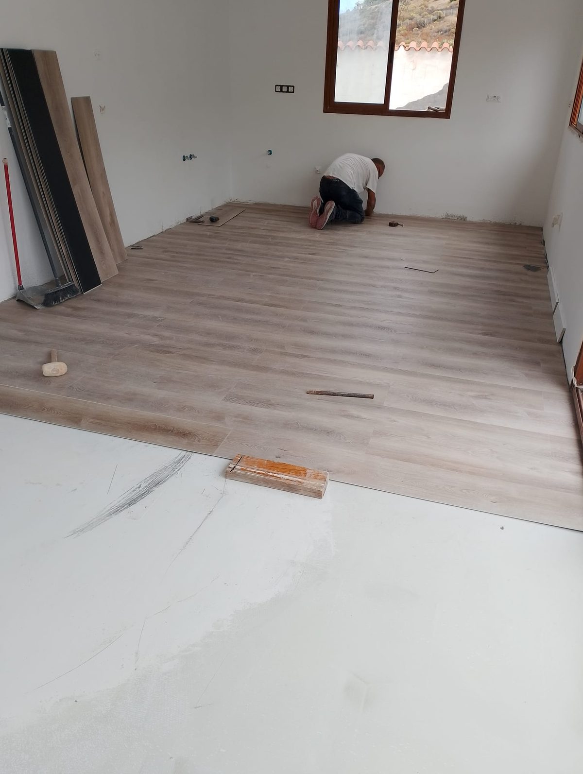 Instalación de suelo laminado en vivienda Las Palmas